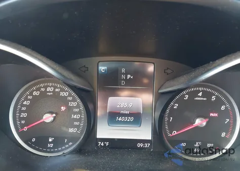 2016 Mercedes-Benz C 300 4Matic из США, поврежденный, VIN 55SWF4KB4GU135054